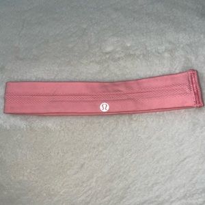 Light Pink Lululemon Headband.